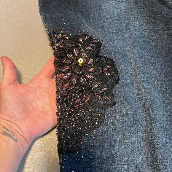GIA Cut out Embellished Blue jeans Lace women's size 0X See Pics For Measurement - Picture 4 of 8